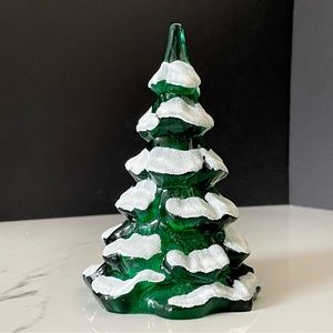 Snowy Green Tree by Fenton